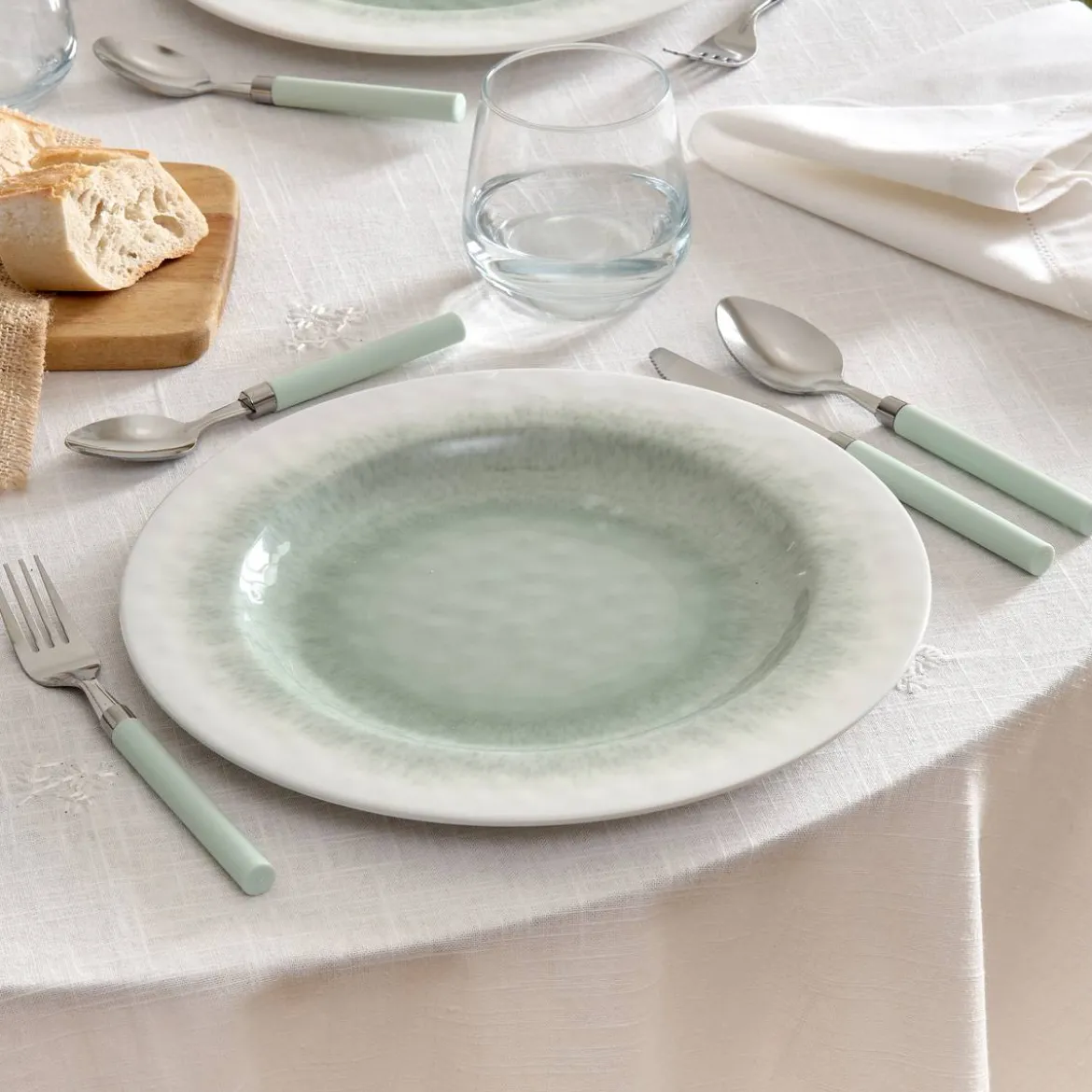 Assiette plate "Clara"