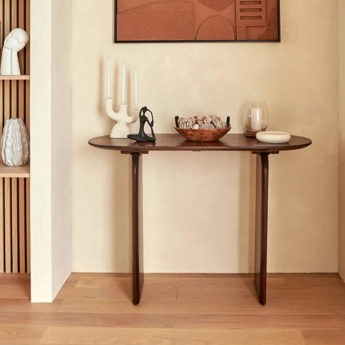 Console "Isana"