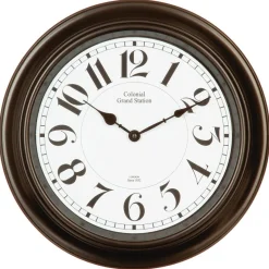 Horloge à moulures 