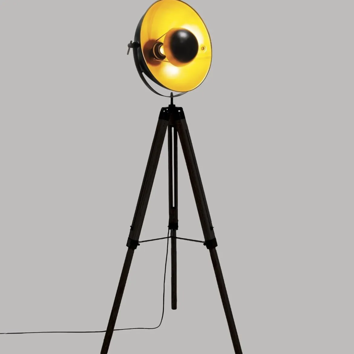 Lampadaire trépied "Lahti"