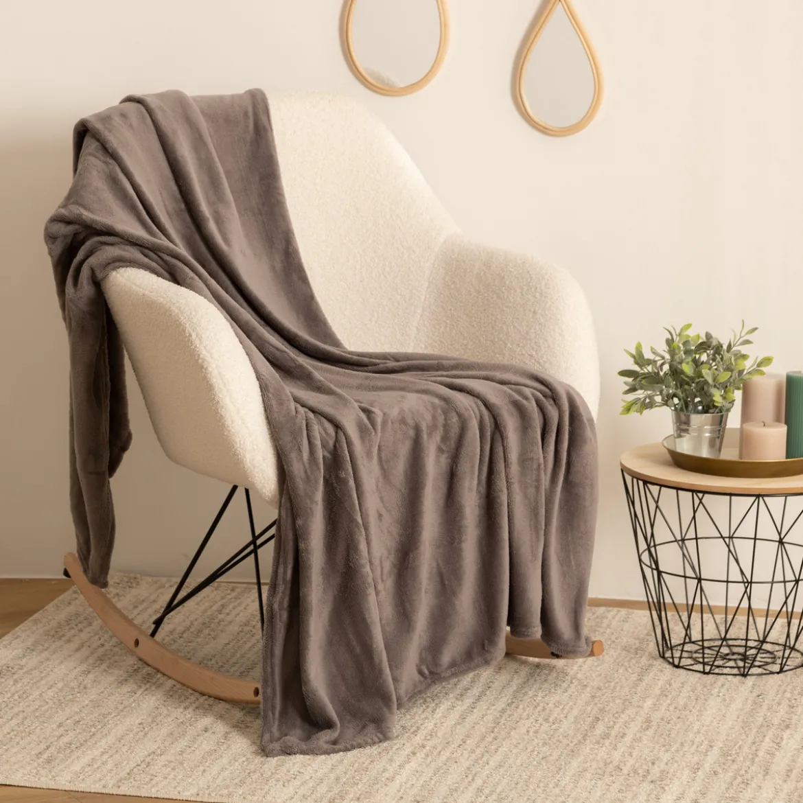 Plaid microfibre