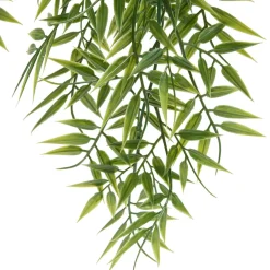 Plante artificelle suspendue