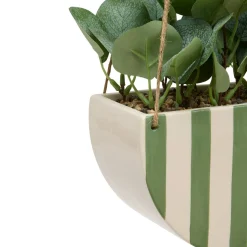 Plante artificelle suspendue