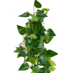 Plante artificielle suspendu(e)