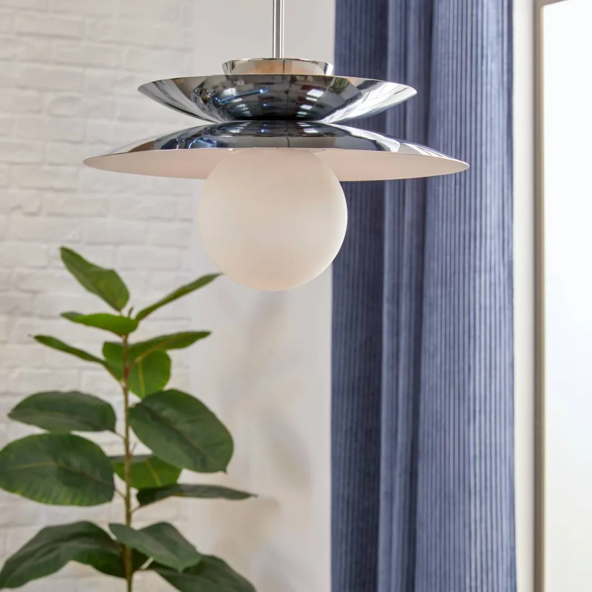Suspension "Omia"