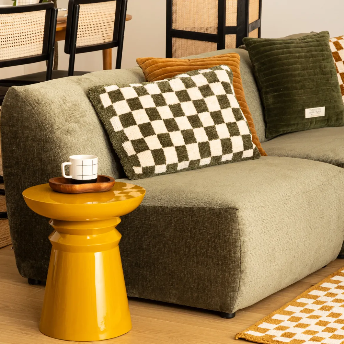 Table d'appoint totem "Jaya"