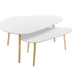 Tables gigognes
